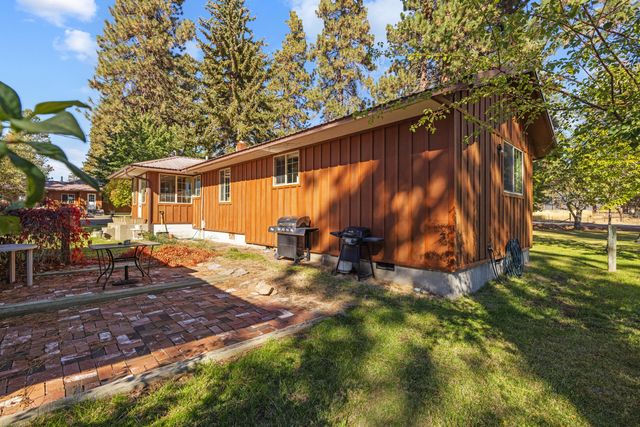 32486 Modoc Point Road, Chiloquin, OR 97624