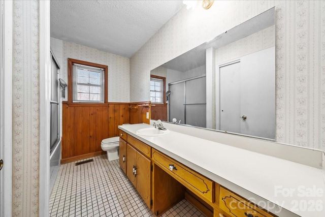 372 Holly Hills Drive, Troy, NC 27371