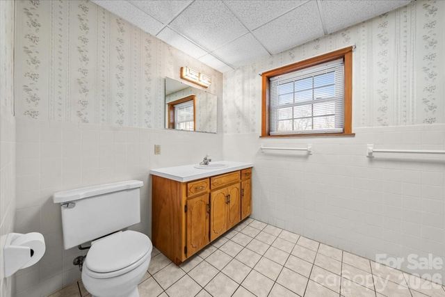 372 Holly Hills Drive, Troy, NC 27371