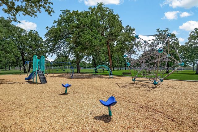 7615 Azalea Street, Houston, TX 77023