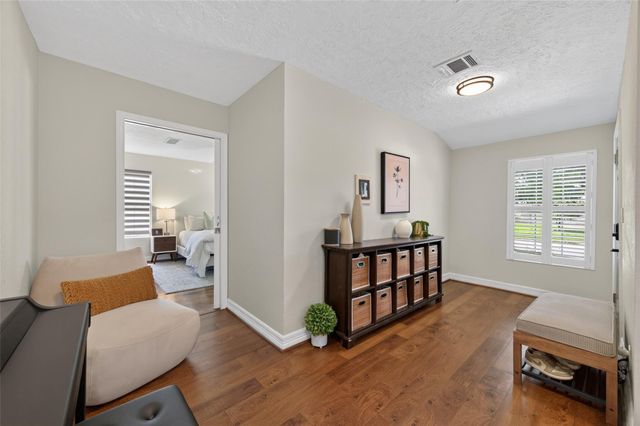 7615 Azalea Street, Houston, TX 77023