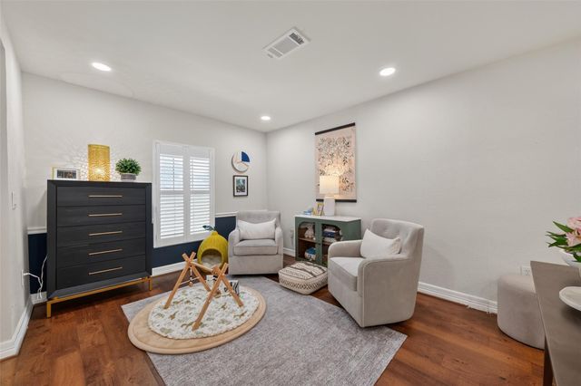 7615 Azalea Street, Houston, TX 77023