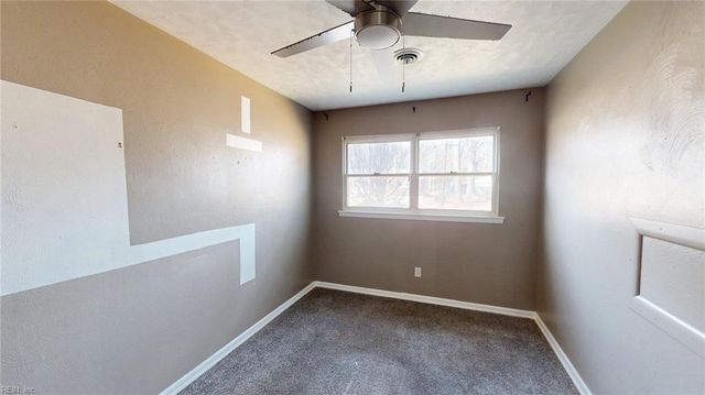 63 Azalea DR, Hampton, VA 23669