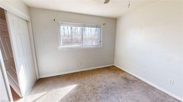 63 Azalea DR, Hampton, VA 23669