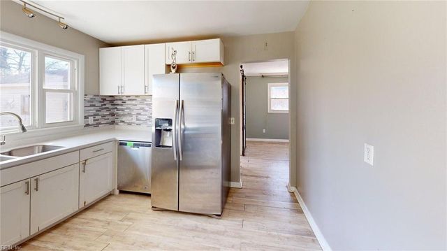 63 Azalea DR, Hampton, VA 23669
