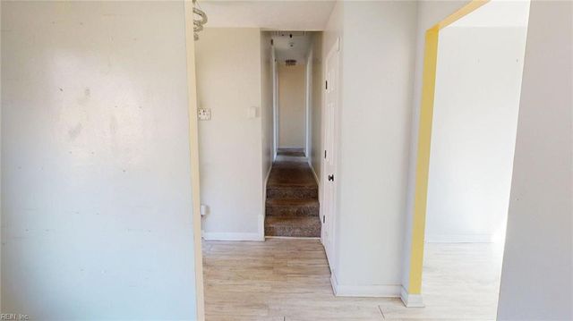 63 Azalea DR, Hampton, VA 23669