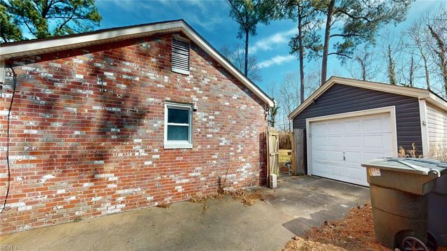 63 Azalea DR, Hampton, VA 23669
