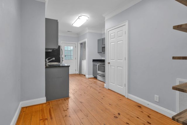 516 Acklen Park Dr, Nashville, TN 37205