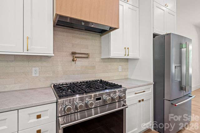 164 Reserve Way, Hendersonville, NC 28792