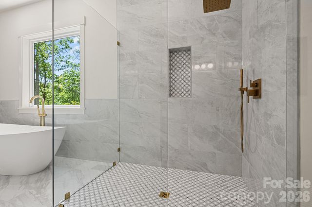 164 Reserve Way, Hendersonville, NC 28792