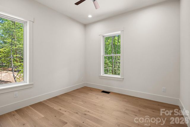 164 Reserve Way, Hendersonville, NC 28792