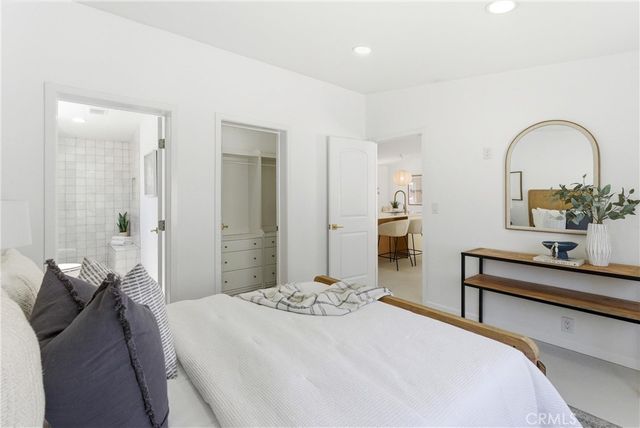 260 Mayflower, Newport Beach, CA 92660