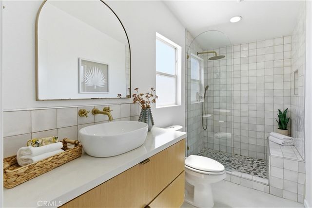 260 Mayflower, Newport Beach, CA 92660