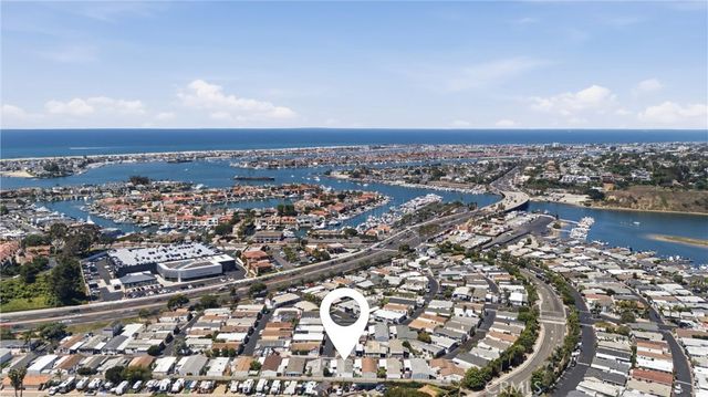 260 Mayflower, Newport Beach, CA 92660