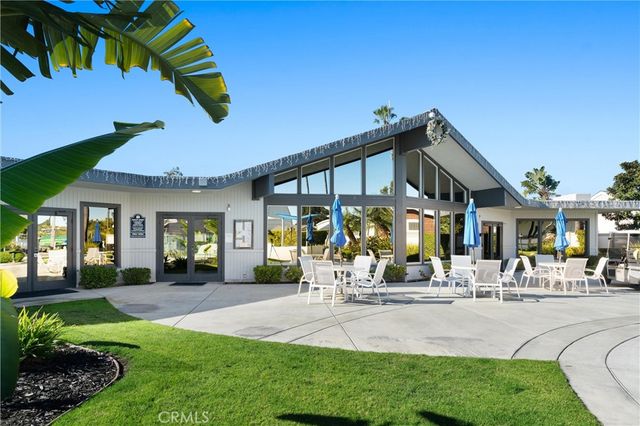 260 Mayflower, Newport Beach, CA 92660