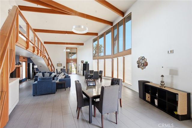 260 Mayflower, Newport Beach, CA 92660