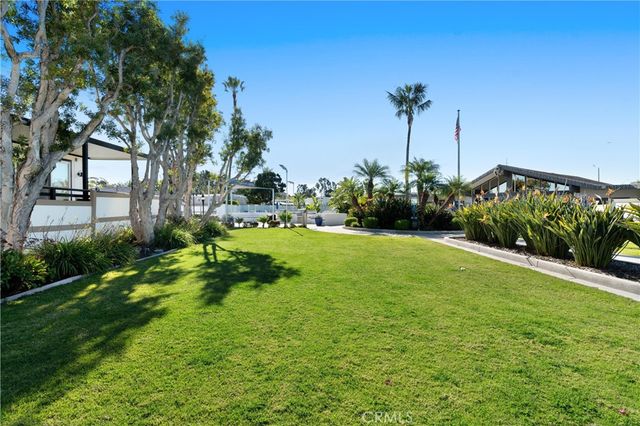 260 Mayflower, Newport Beach, CA 92660