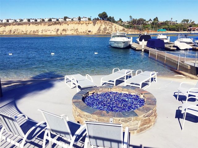 260 Mayflower, Newport Beach, CA 92660