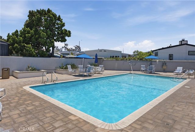260 Mayflower, Newport Beach, CA 92660