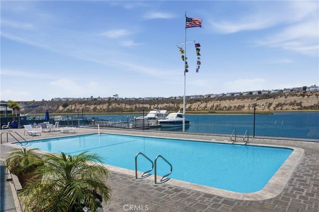 260 Mayflower, Newport Beach, CA 92660