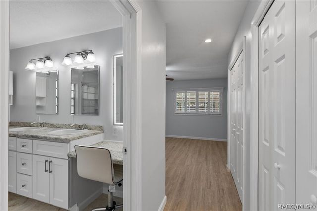 6 Nancy Parkway, Yankeetown, FL 34498