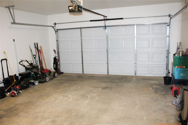 219 Port Drive, Gun Barrel City, TX 75156