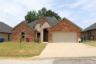 219 Port Drive, Gun Barrel City, TX 75156