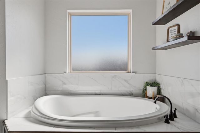 10400 NE 149th Street, Jones, OK 73049