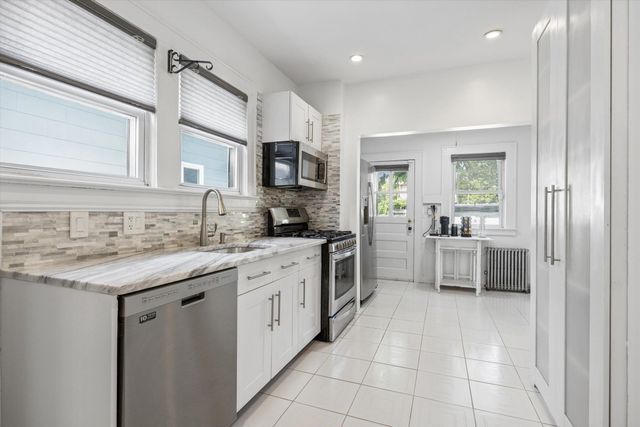 47 KEARNEY ST, Lyndhurst, NJ 07071