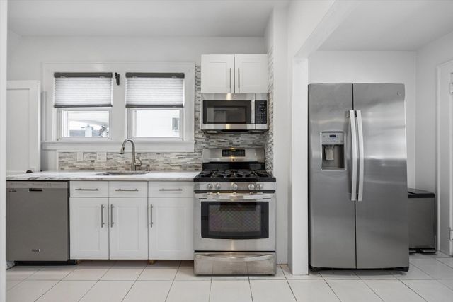 47 KEARNEY ST, Lyndhurst, NJ 07071