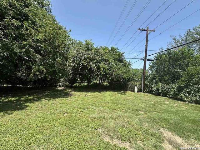 1533 Eichen, New Braunfels, TX 78130