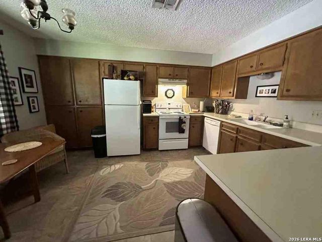 1533 Eichen, New Braunfels, TX 78130