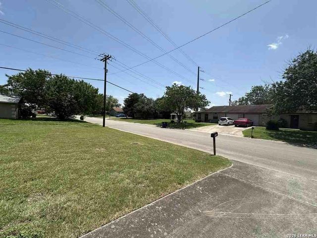 1533 Eichen, New Braunfels, TX 78130