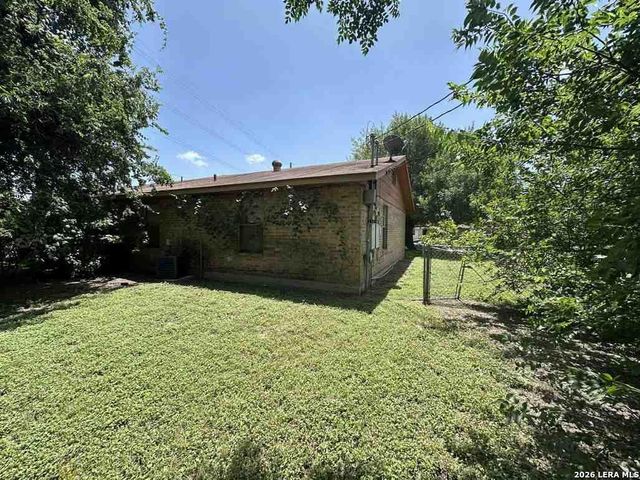 1533 Eichen, New Braunfels, TX 78130