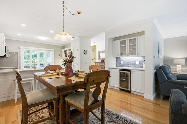 15 Denver Drive APT B3, West Yarmouth, MA 02673