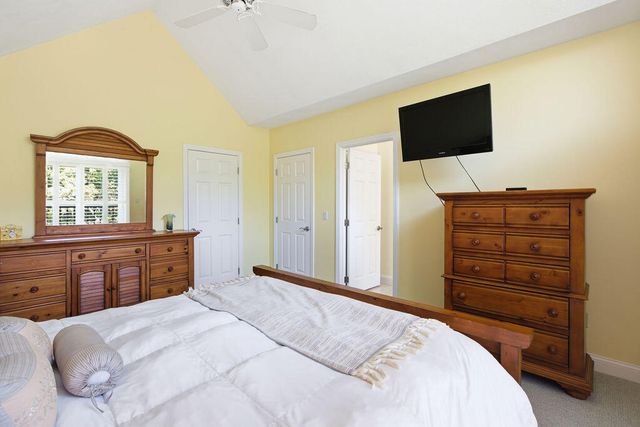 15 Denver Drive APT B3, West Yarmouth, MA 02673