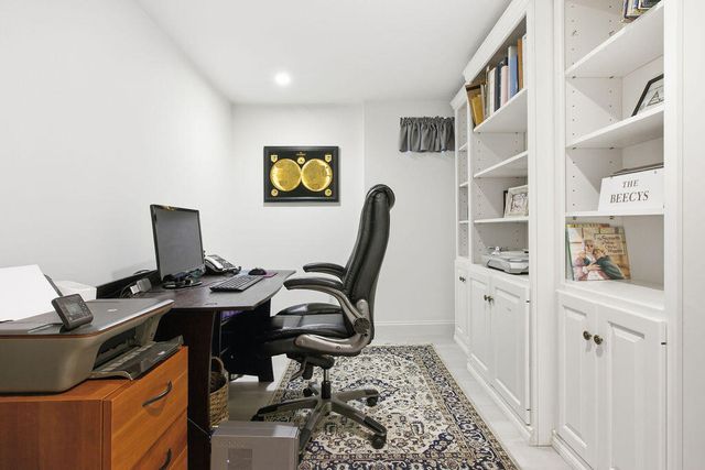 15 Denver Drive APT B3, West Yarmouth, MA 02673