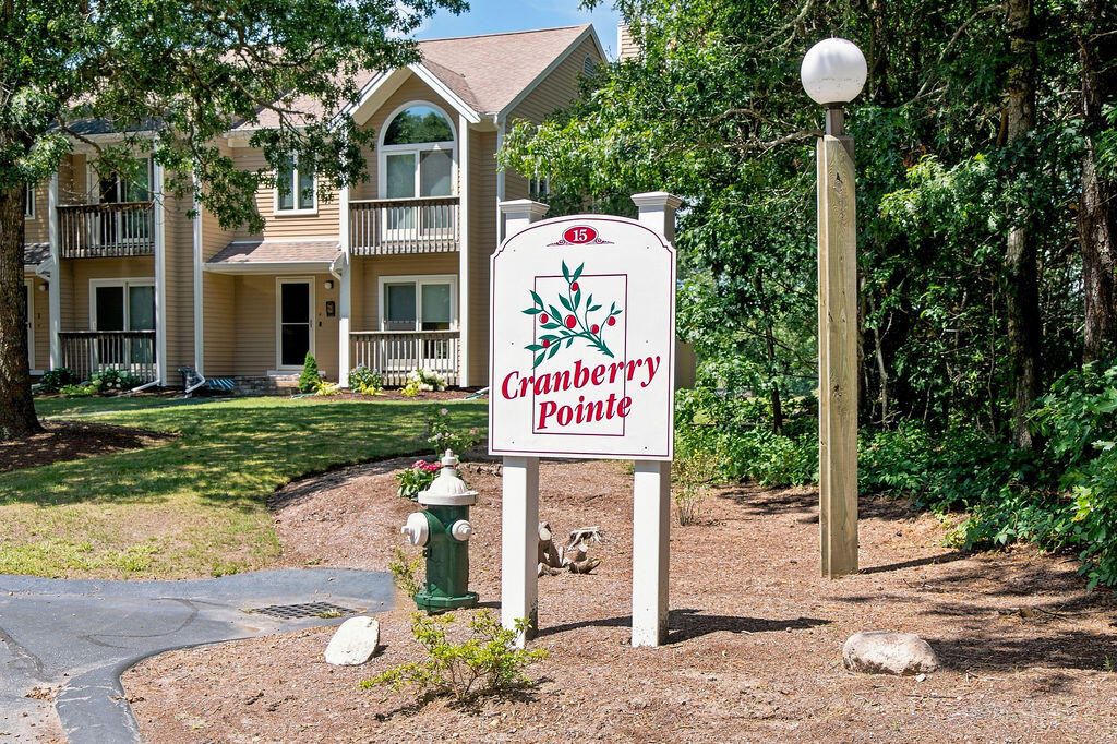 15 Denver Drive APT B3, West Yarmouth, MA 02673