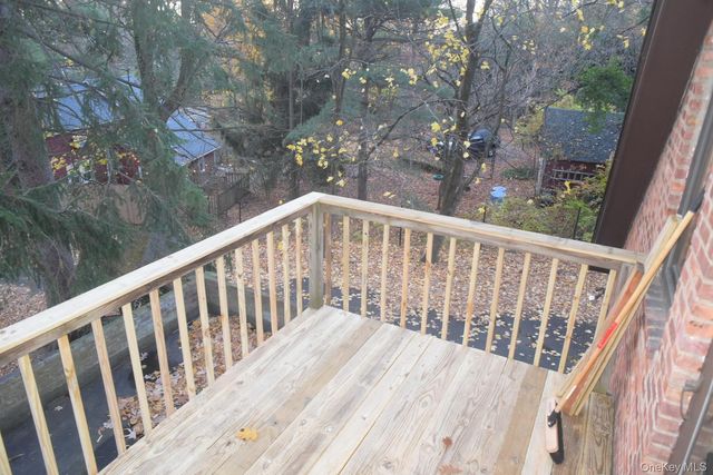 201 Old Mountain Road N, Nyack, NY 10960