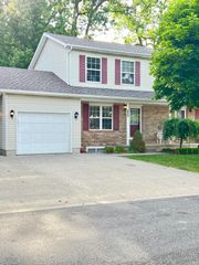 1448 Whispering Woods Lane, Marysville City, MI 48040