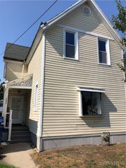 202 Thompson Street, Buffalo, NY 14207