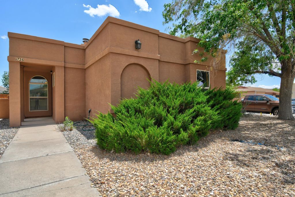 1726 Tramview Court NE, Rio Rancho, NM 87144