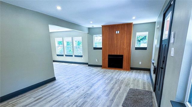7225 College Avenue, Kansas City, MO 64132