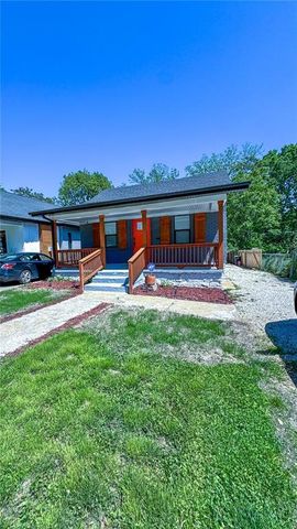 7225 College Avenue, Kansas City, MO 64132
