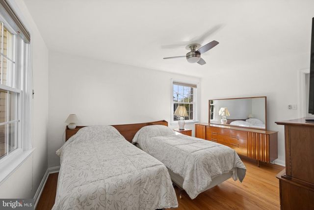 428 KENT RD, Springfield, PA 19064