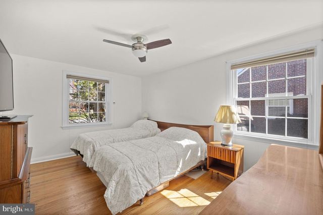 428 KENT RD, Springfield, PA 19064