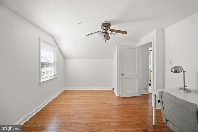 428 KENT RD, Springfield, PA 19064