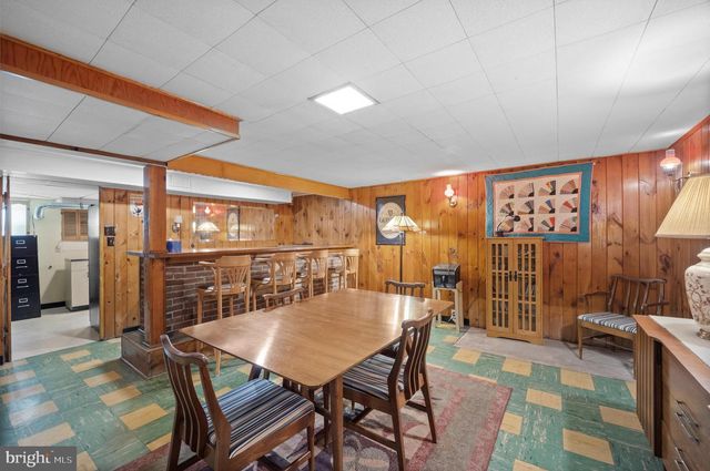 428 KENT RD, Springfield, PA 19064