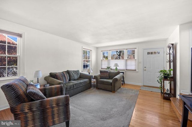 428 KENT RD, Springfield, PA 19064
