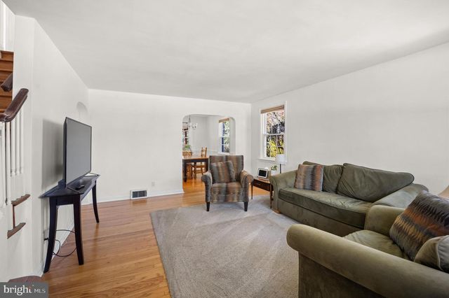 428 KENT RD, Springfield, PA 19064